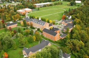 王吉舟：美加私校入学揭秘 | 有钱人的孩子必须上顶级私立学校？【音频】-duli.today