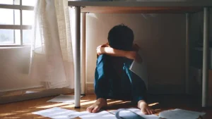 王吉舟：少儿抑郁症，孩子的心理疾病大半来自父母【音频】-duli.today